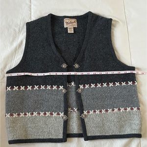 Small Grey Woolrich 100% Wool Vest